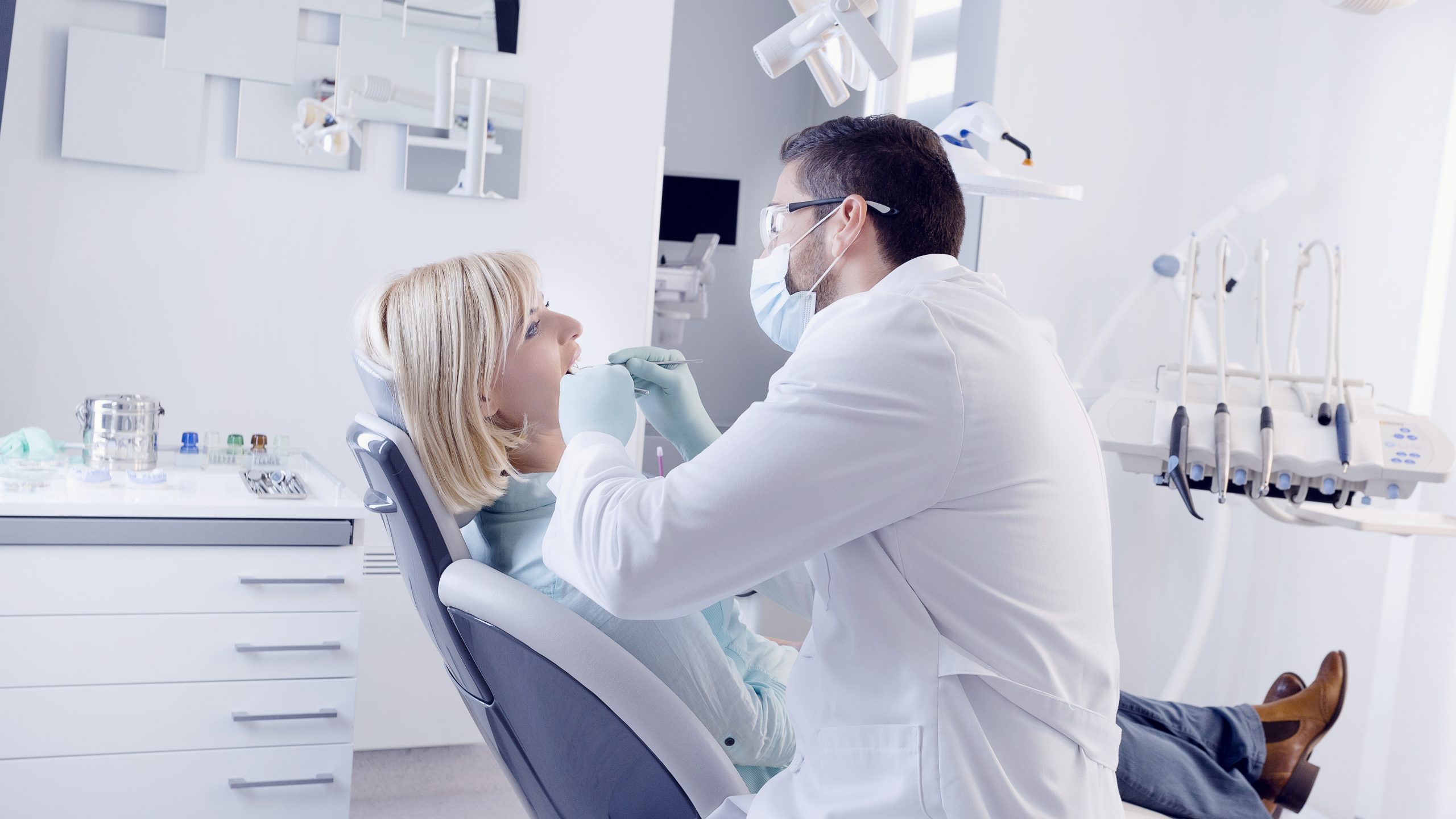 Dentist in Oak View, CA